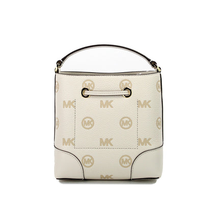 Bolso tipo mensajero pequeño con cordón y relieve en crema claro de Mercer